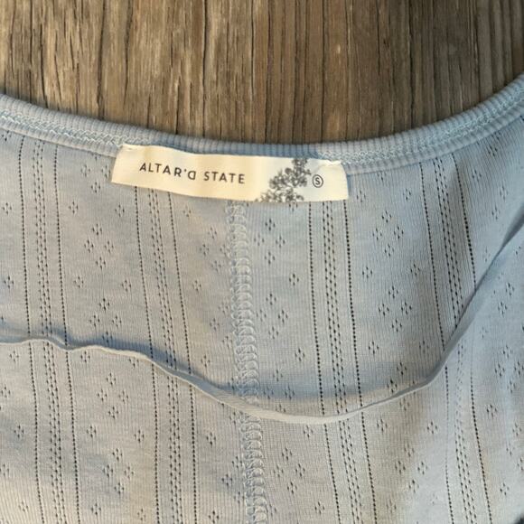 Altar'd State Baby Blue Crop Fitted Short Sleeve Blouse Womens Size Small Summer - Picture 7 of 8